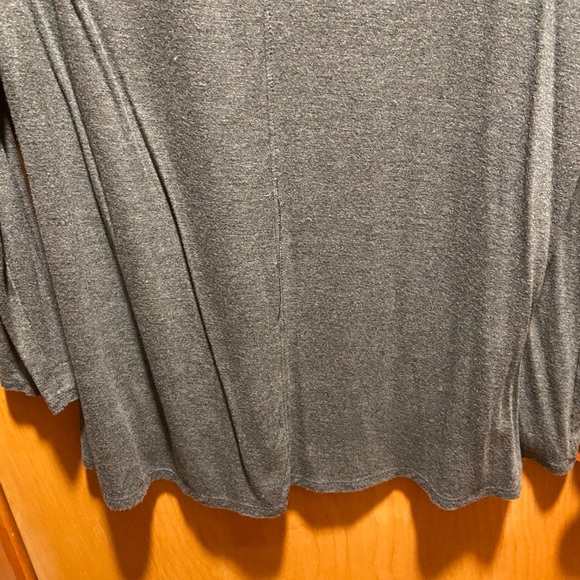 Comfy tee!! - Picture 3 of 3